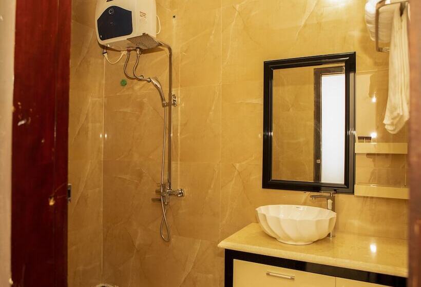 اتاق لوکس, Vạn Xuân Royal