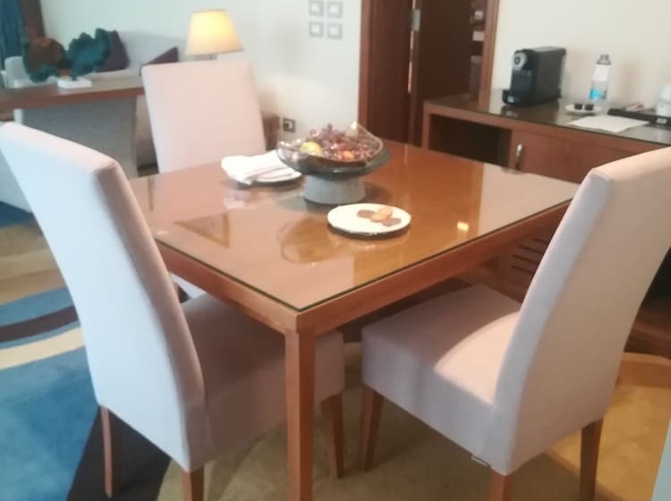 سوییت با چشم‌انداز جانبی دریا, Tolip Resort El Galala Majestic