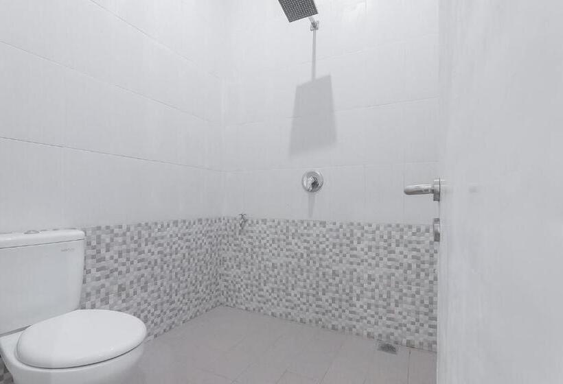 デラックスルーム, Reddoorz Resort Syariah Near D Castello Ciater Subang