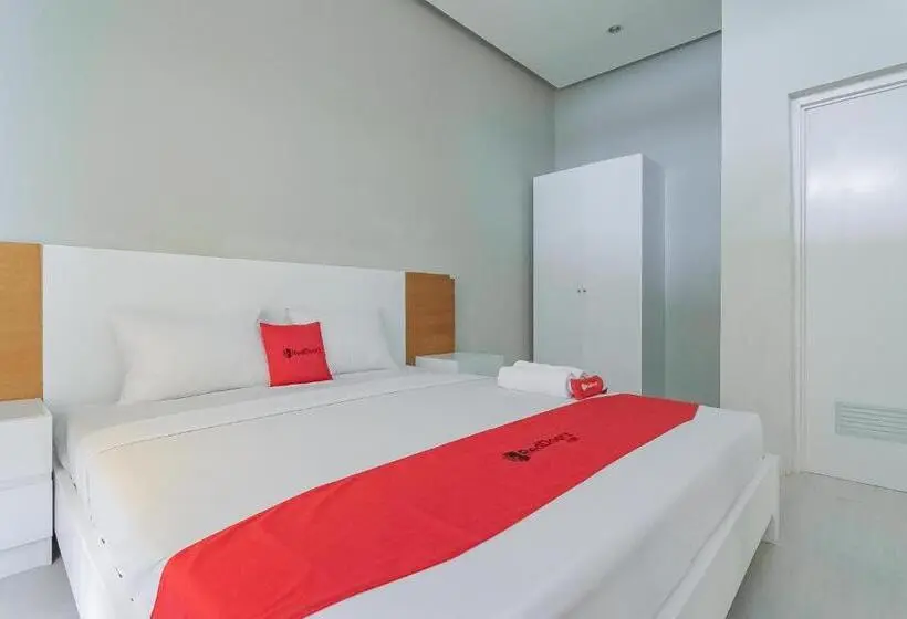 デラックスルーム, Reddoorz Resort Syariah Near D Castello Ciater Subang