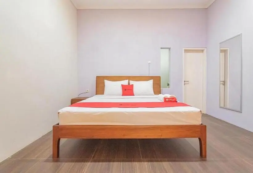 エコノミールーム, Reddoorz Resort Syariah Near D Castello Ciater Subang