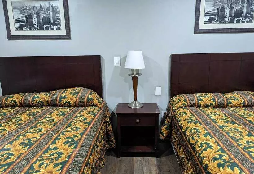 ２ダブルベッドのスタンダードルーム, Executive Inn Coopersburg