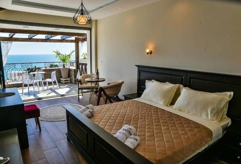 اتاق استاندارد با بالکن و چشم‌انداز دریا, Padam Hotel & Spa