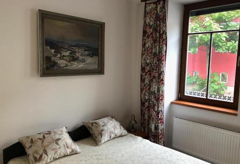 חדר סטנדרט לשלושה, Garni Pension U Svatého Urbana