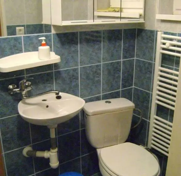 Standard Kolmen Hengen Huone, Chata Berešík