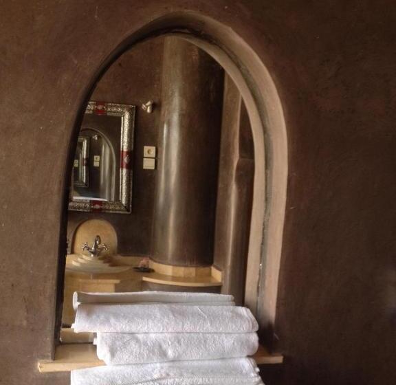 جناح مزود بتراس, Kasbah Titrit & Spa