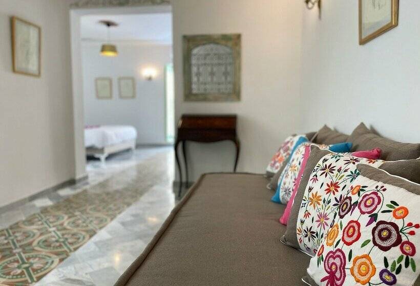 اتاق لوکس, Dar El Kif La Marsa