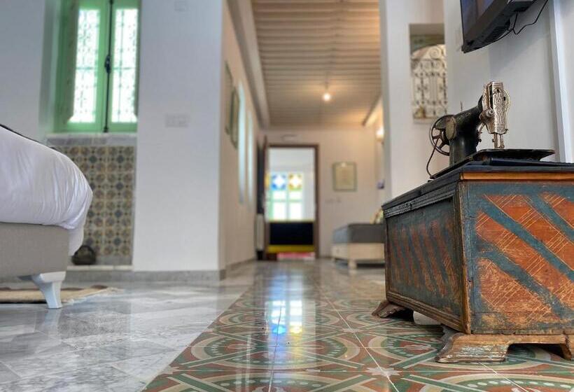 اتاق لوکس, Dar El Kif La Marsa