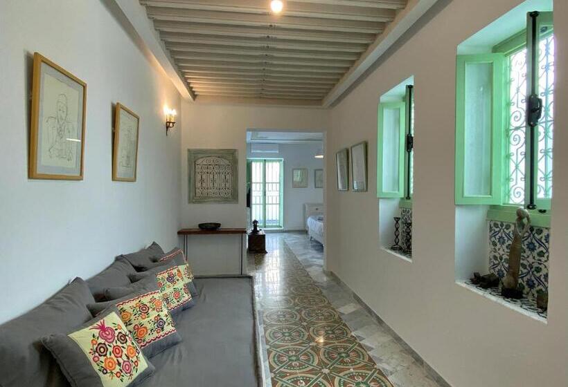 اتاق لوکس, Dar El Kif La Marsa