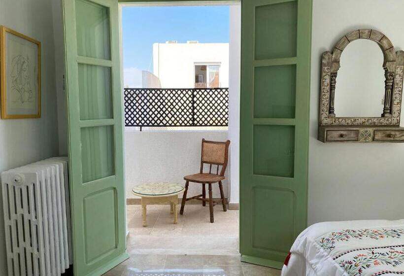 اتاق لوکس با بالکن, Dar El Kif La Marsa