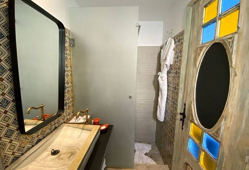 اتاق لوکس, Dar El Kif La Marsa