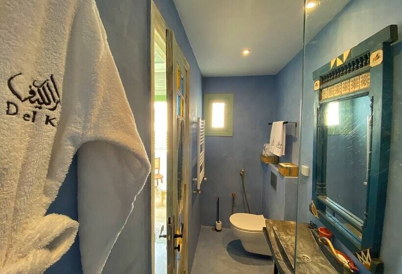 اتاق لوکس با بالکن, Dar El Kif La Marsa