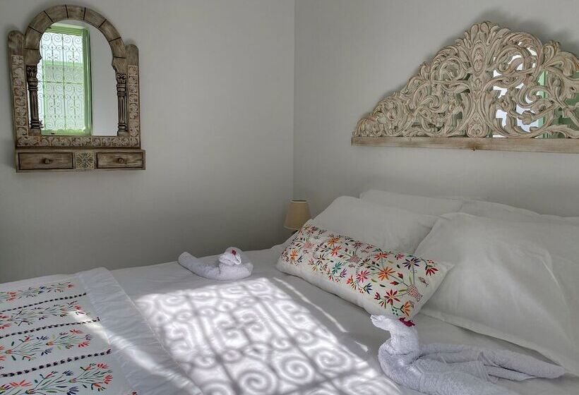 اتاق لوکس با بالکن, Dar El Kif La Marsa