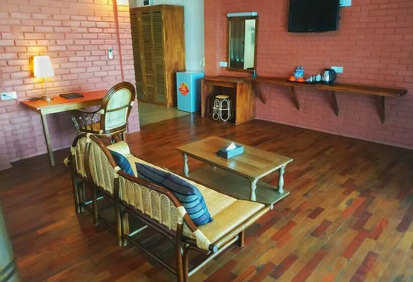 اتاق لوکس, Bagan Village Resort