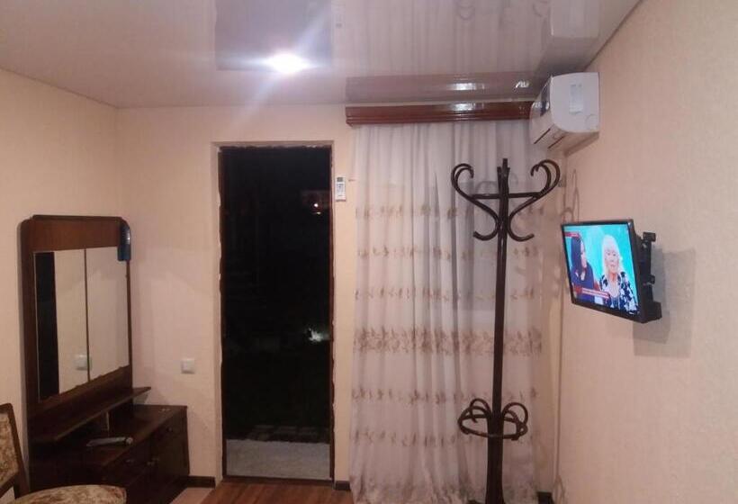 اتاق لوکس, Guest House Ariadna