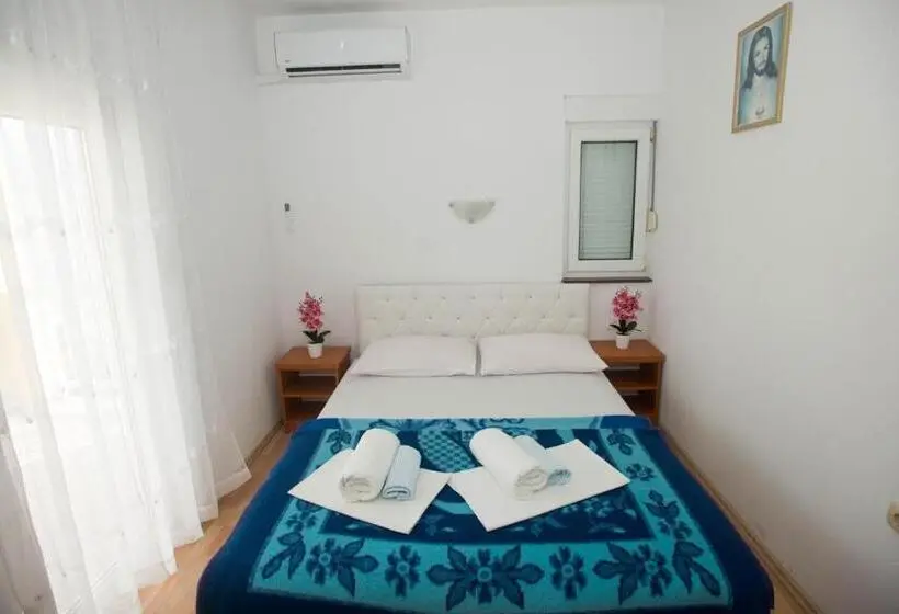 اتاق استاندارد با بالکن, Rooms Ivana