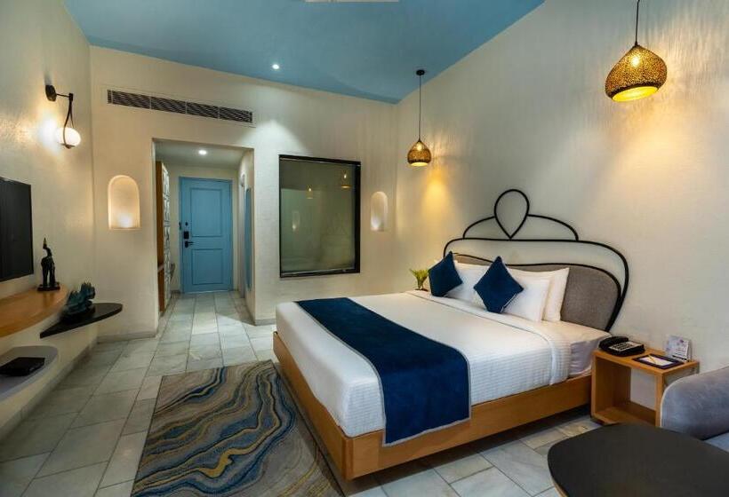 Quarto Estandar com Sacada, Ramee Royal Resort & Spa   Udaipur