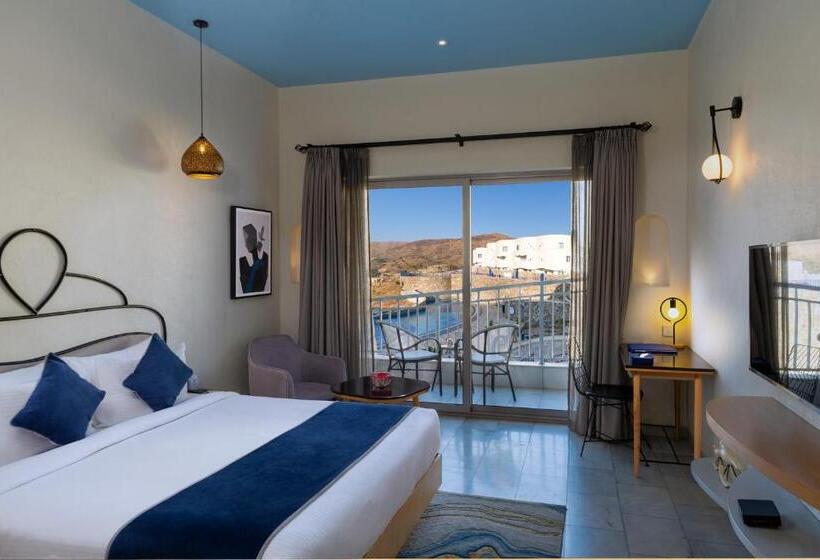 Quarto Estandar com Sacada, Ramee Royal Resort & Spa   Udaipur