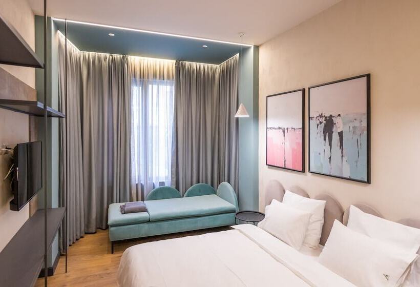 غرفة ديلوكس ثلاثية, Allure Boutique