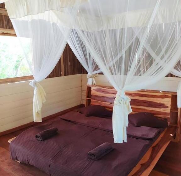 חדר משפחתי נוף לגינה, Mazava Loha Resort