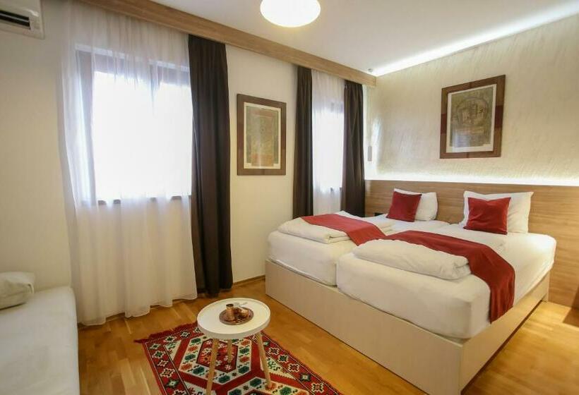 اتاق استاندارد سه نفره, Emen