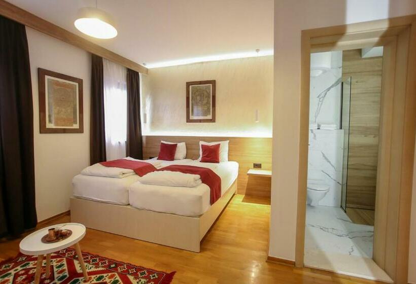 اتاق استاندارد سه نفره, Emen