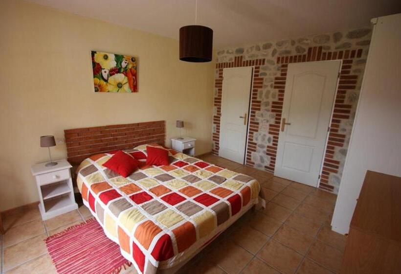 Номер Стандарт, Mas Cairou