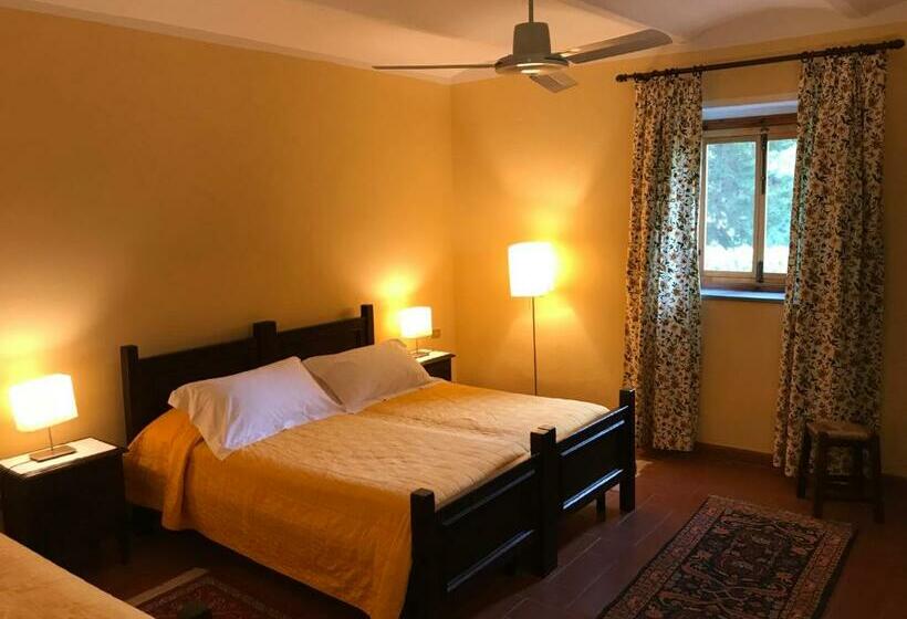 חדר סטנדרט לשלושה, Foresteria Castello Di Verrazzano