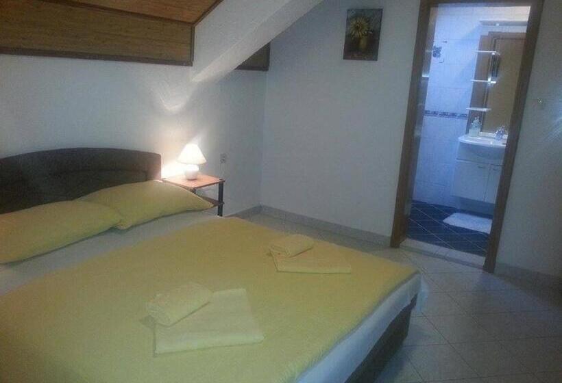 コンフォートルーム, Guesthouse Magdalena