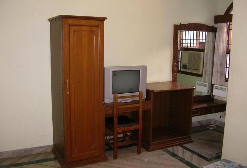 Quarto Clássico, Lloyds Serviced Apartments,krishna Street,t Nagar