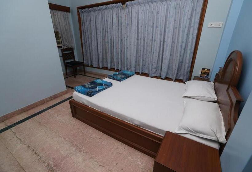 クラシックルーム, Lloyds Serviced Apartments,krishna Street,t Nagar