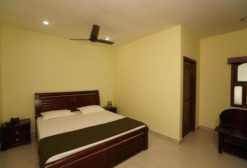 クラシックルーム, Lloyds Serviced Apartments,krishna Street,t Nagar