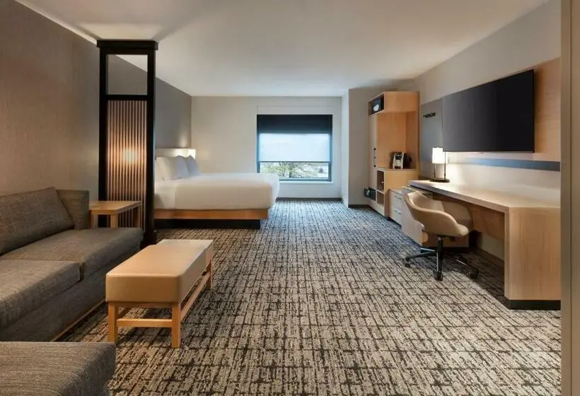 اتاق استاندارد با تخت بزرگ برای معلولان, Hyatt Place Moncton Downtown