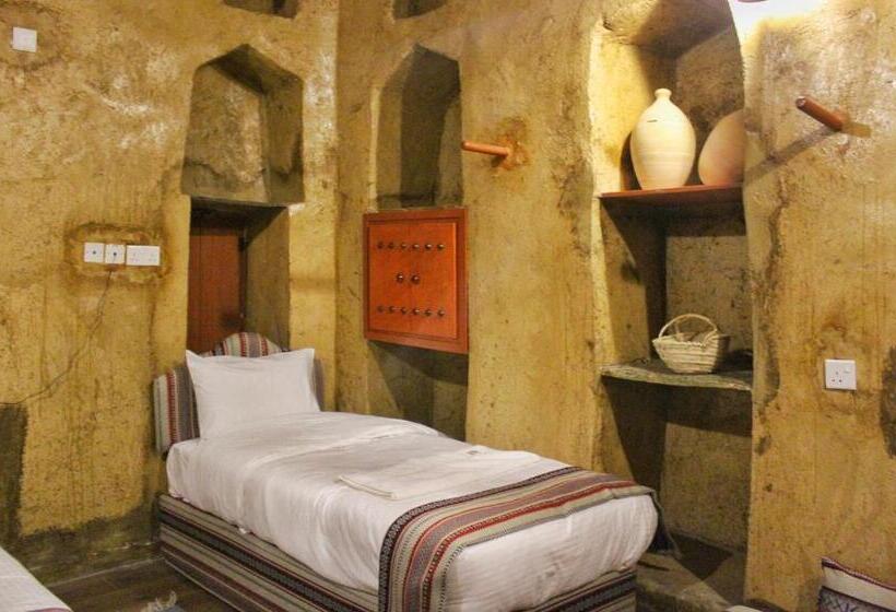 اتاق استاندارد با سرویس بهداشتی مشترک, Ihyaa Inn