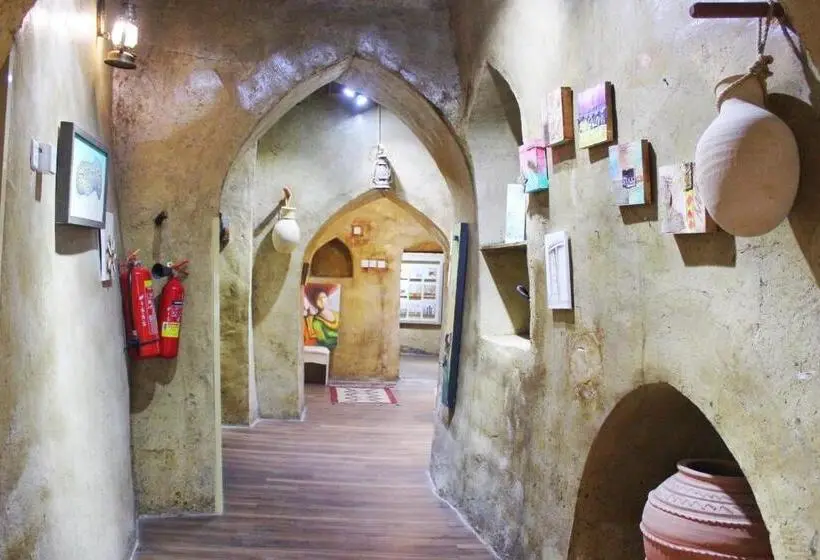 اتاق استاندارد سه نفره, Ihyaa Inn