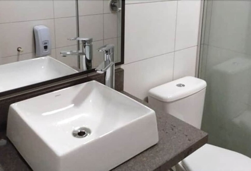 豪华三人间, Sky Palace