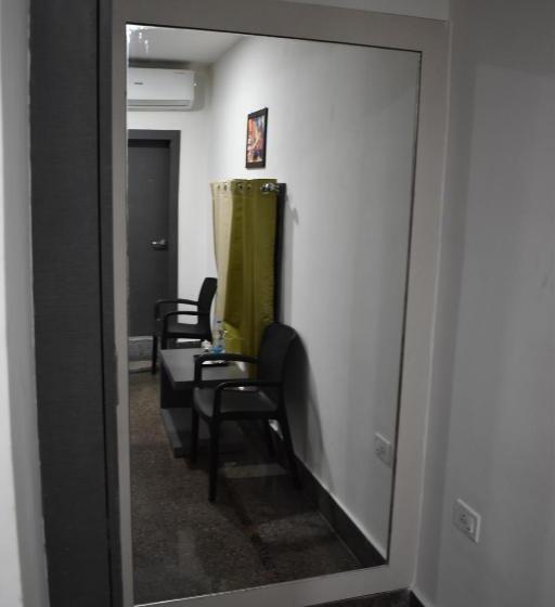 غرفة قياسية, Sapphire