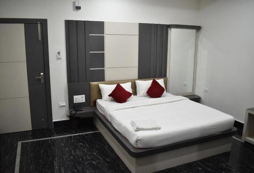 غرفة قياسية, Sapphire