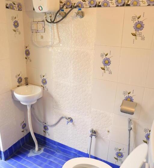 Standard Room Shared Bathroom, Pachamama Hostel