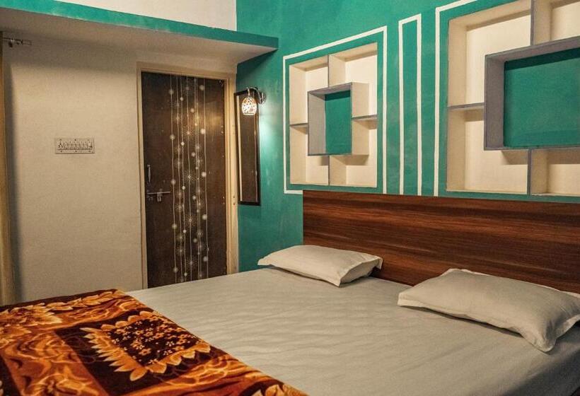 Standard Room with Balcony, Pachamama Hostel