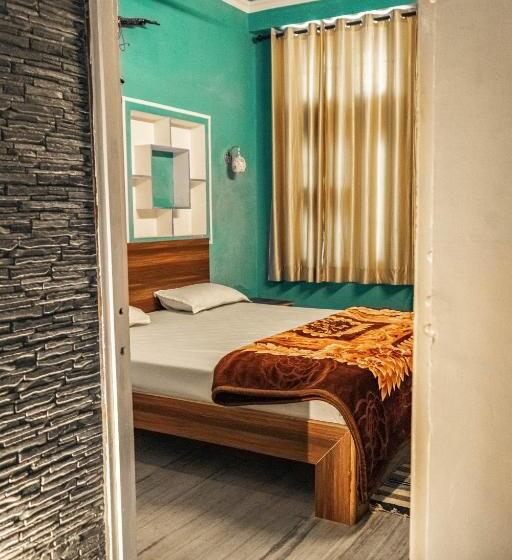 Standard Room with Balcony, Pachamama Hostel