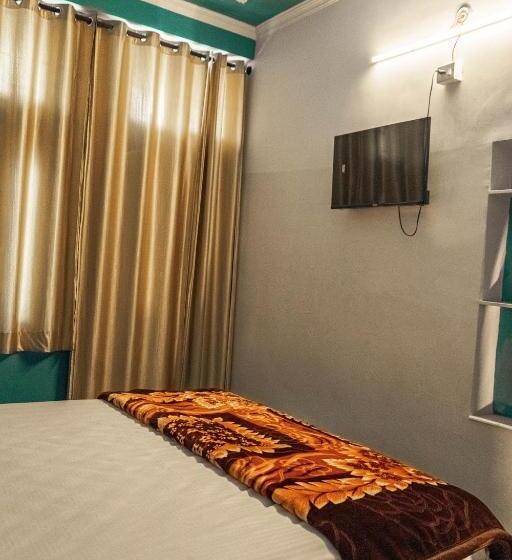 Standard Room with Balcony, Pachamama Hostel