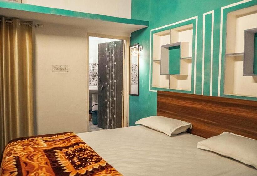 Standard Room with Balcony, Pachamama Hostel