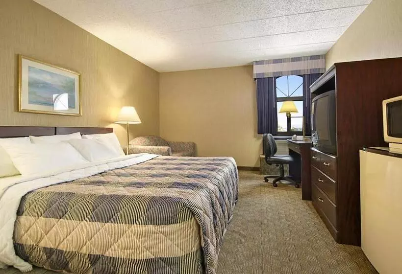 اتاق استاندارد با تخت بزرگ, Days Inn By Wyndham Reading Wyomissing