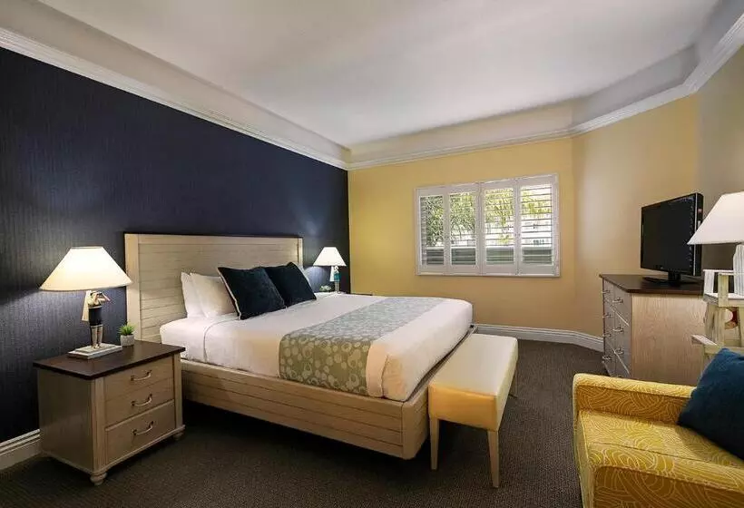 سوئیت پریمیوم, Pismo Lighthouse Suites