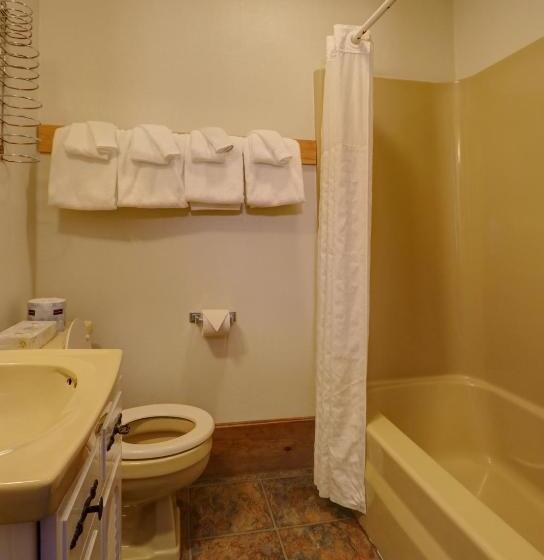 スタンダードルーム, Waves Oceanfront Resort