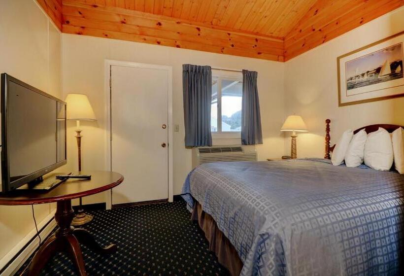 シングルデラックスルーム, Waves Oceanfront Resort