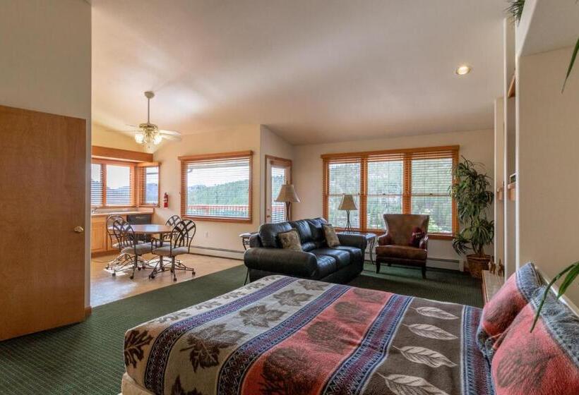 マウンテンビュースイート, Wildwood Inn