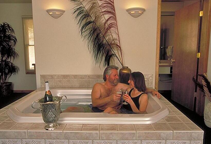 マウンテンビュースイート, Wildwood Inn