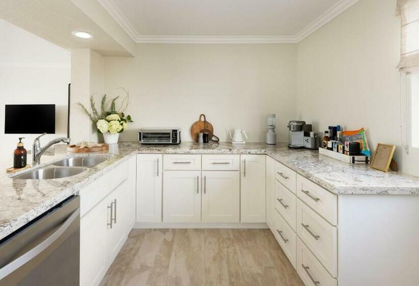 프리미엄 룸, Pacific Edge